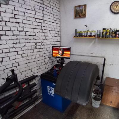 Ремонт шин в Москве круглосуточно